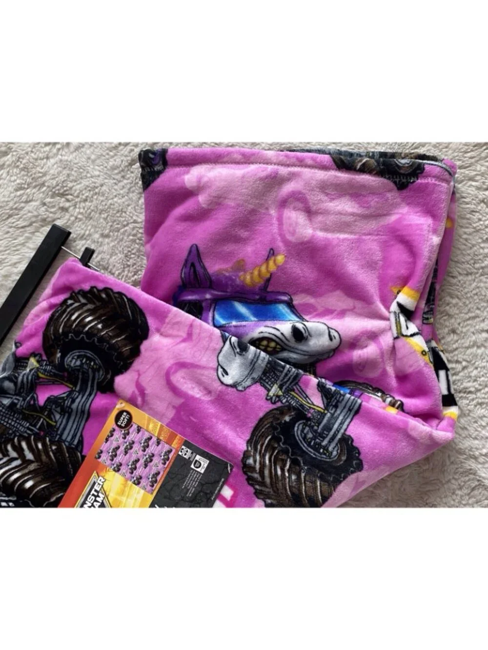 Monster Jam Sparkle Smash Super Soft Throw Blanket 50” X 70” Pink NEW